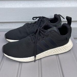 Adidas NMD R2 Core Black Sneakers Size 11.5 Men’s Lace Up Style White Outsole